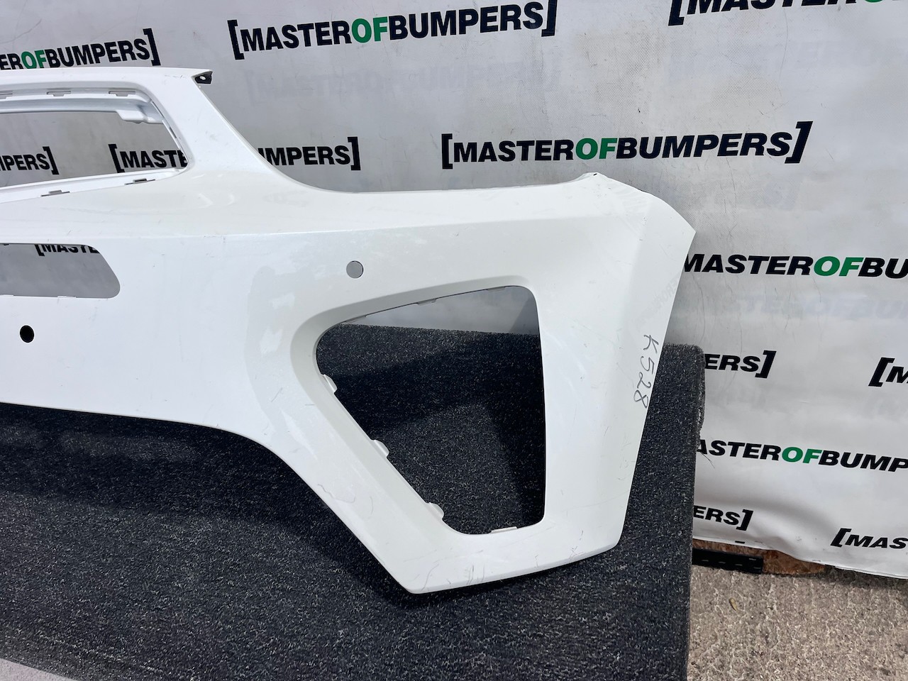 Kia Stonic Gt Line Hatchback 2021-2024 Front Bumper Pdc Genuine [k528]