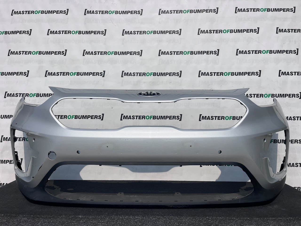 Kia E Niro Hybrid Plug In E-niro 2019-2022 Front Bumper 4 Pdc Genuine [k537]
