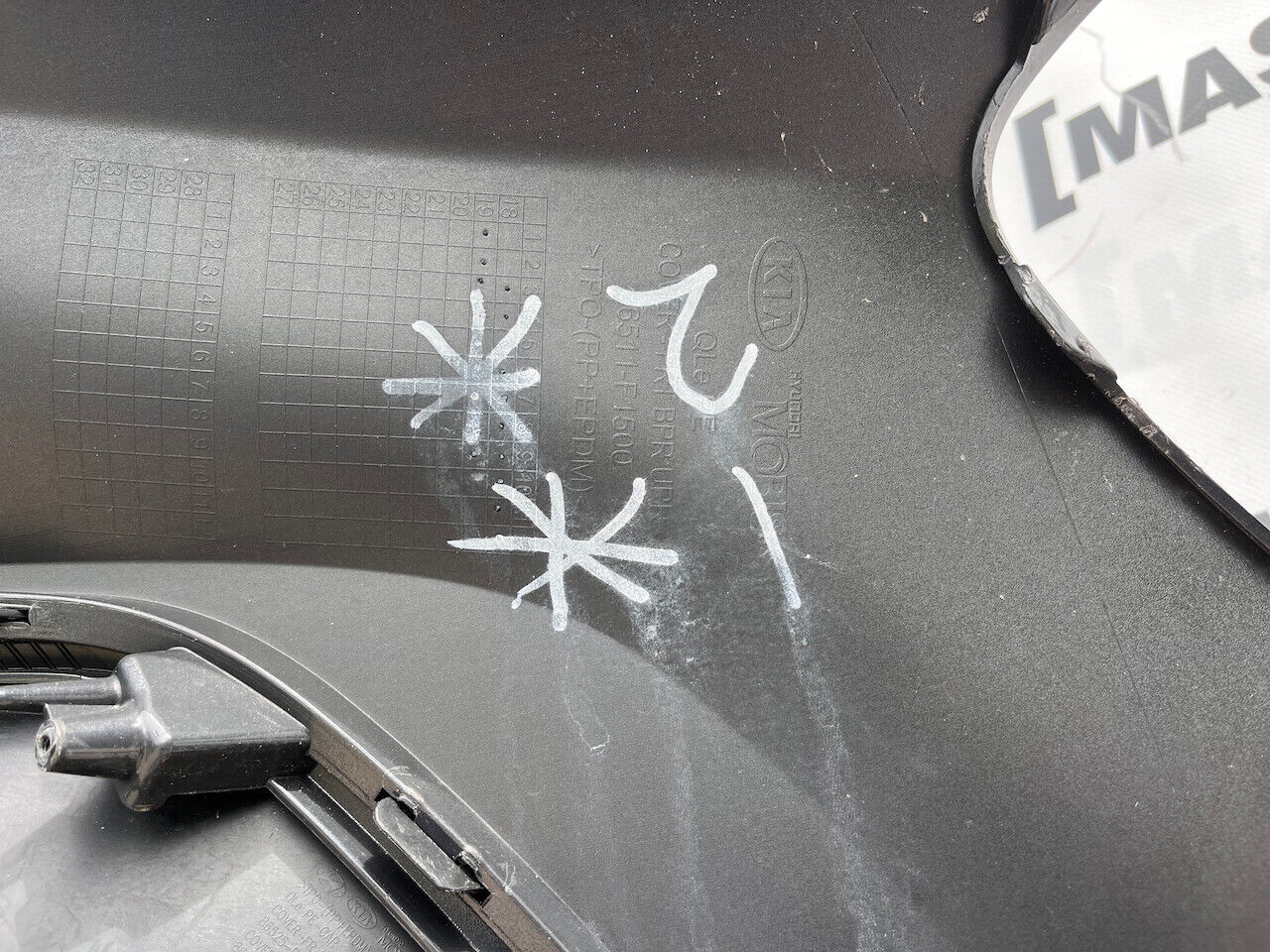 Kia Sportage Se Face Lifting 2019-2022 Front Bumper 4 Pdc Genuine [k335]