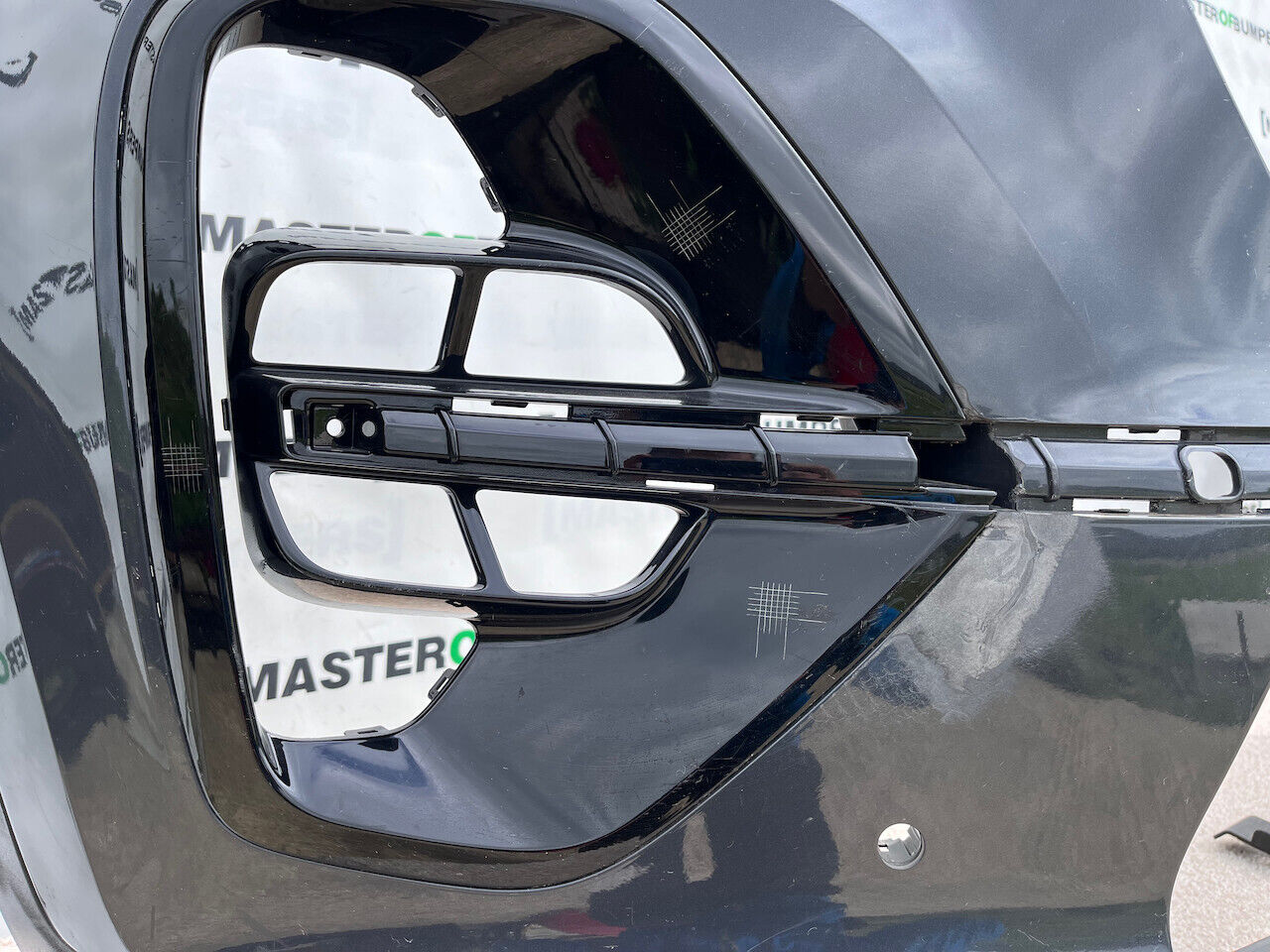 Kia Sportage Se Face Lifting 2019-2022 Front Bumper 4 Pdc Genuine [k335]