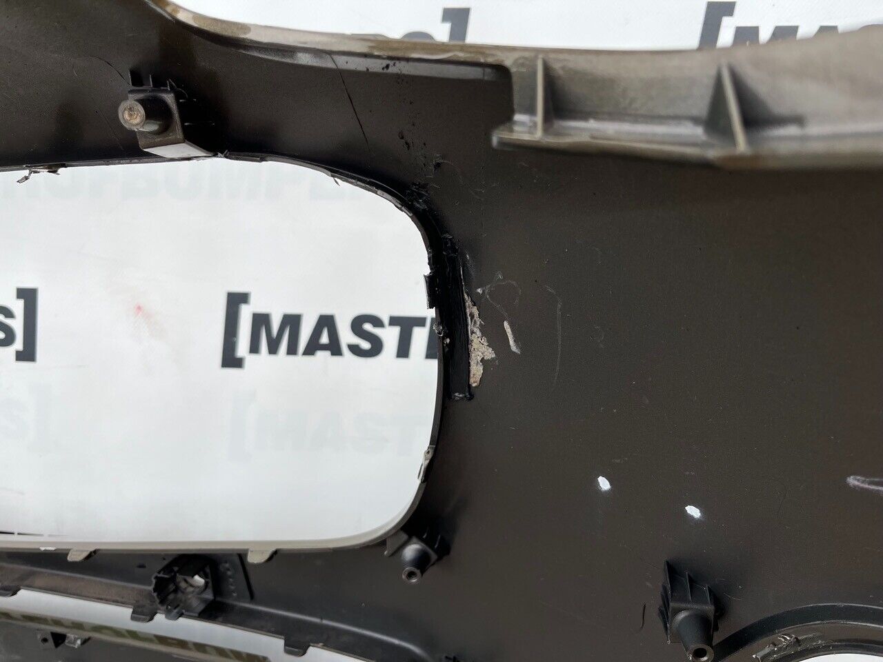 Kia Sportage Mk4 2015-2018 Front Bumper 4 Pdc + Jets Genuine [k376]