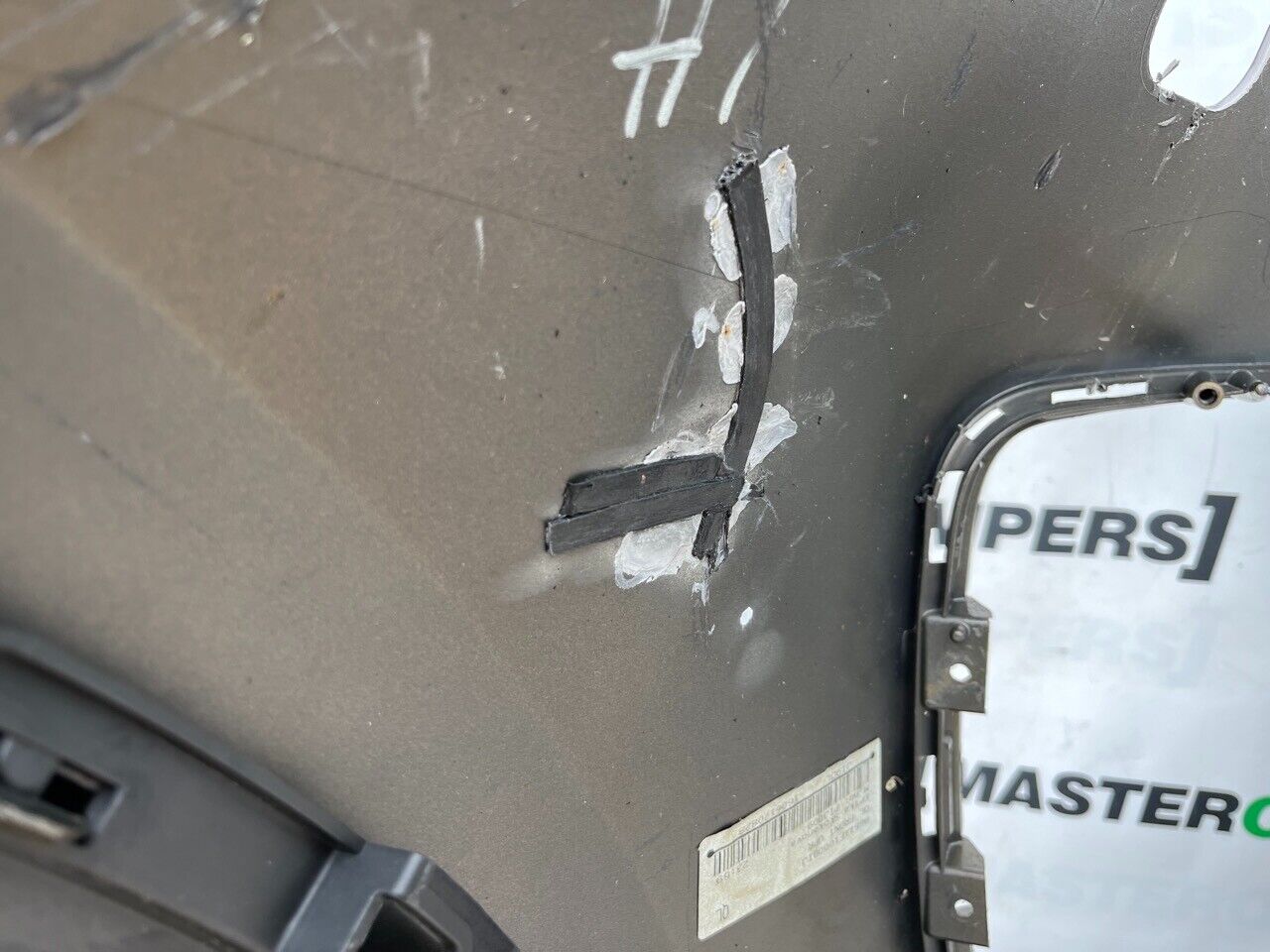 Kia Sportage Mk4 2015-2018 Front Bumper 4 Pdc + Jets Genuine [k376]