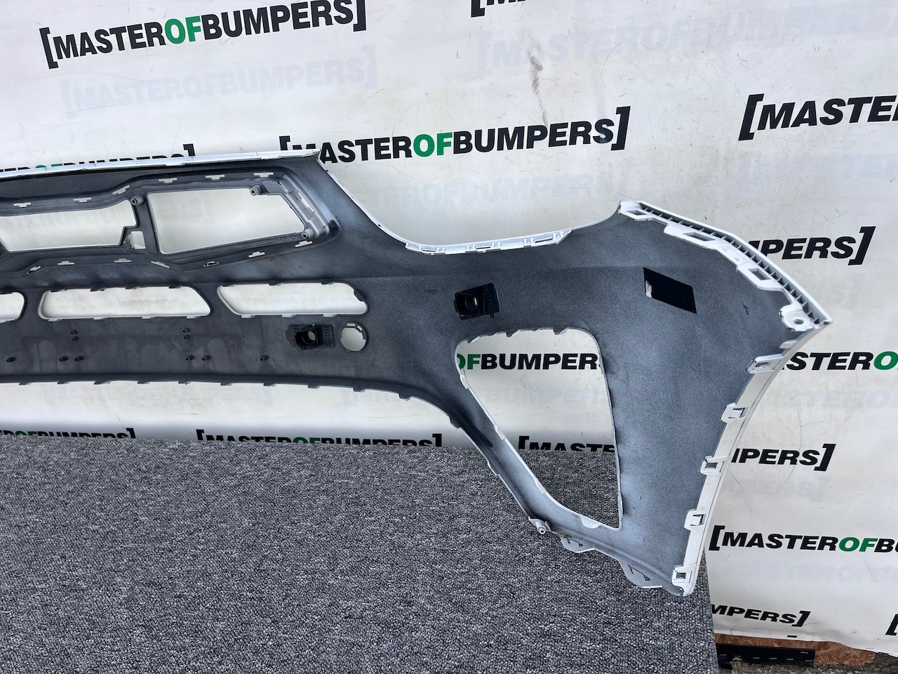 Kia Stonic Gt Line Mk1 Lif Hatchback 2021-2025 Front Bumper 4 Pdc Genuine [k485]