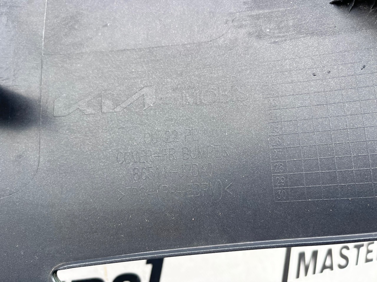 Kia Ceed Se Hatchback Sportwagon Mk3 Lift 2021-2025 Front Bumper Genuine [k486]