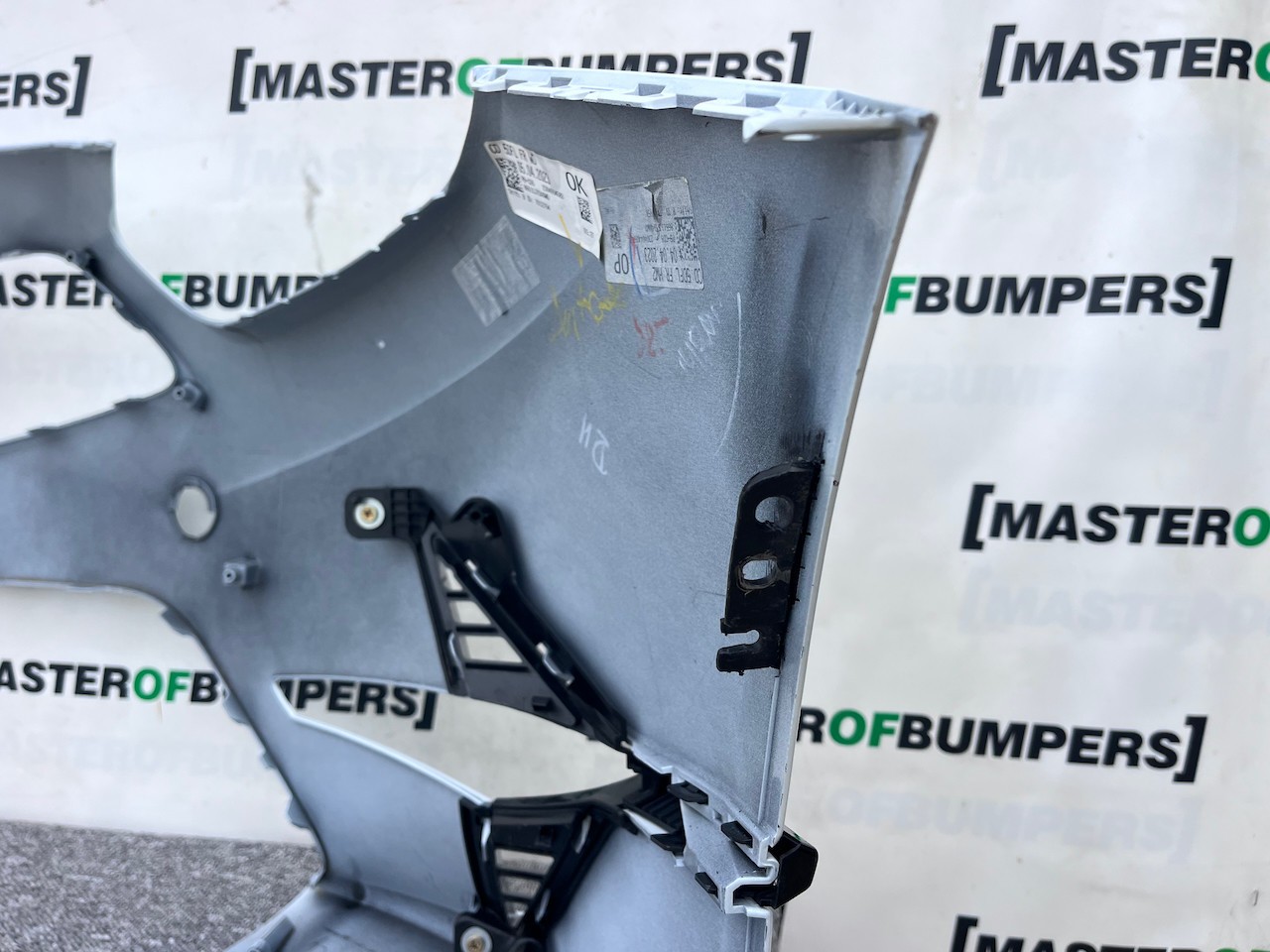 Kia Ceed Se Hatchback Sportwagon Mk3 Lift 2021-2025 Front Bumper Genuine [k487]