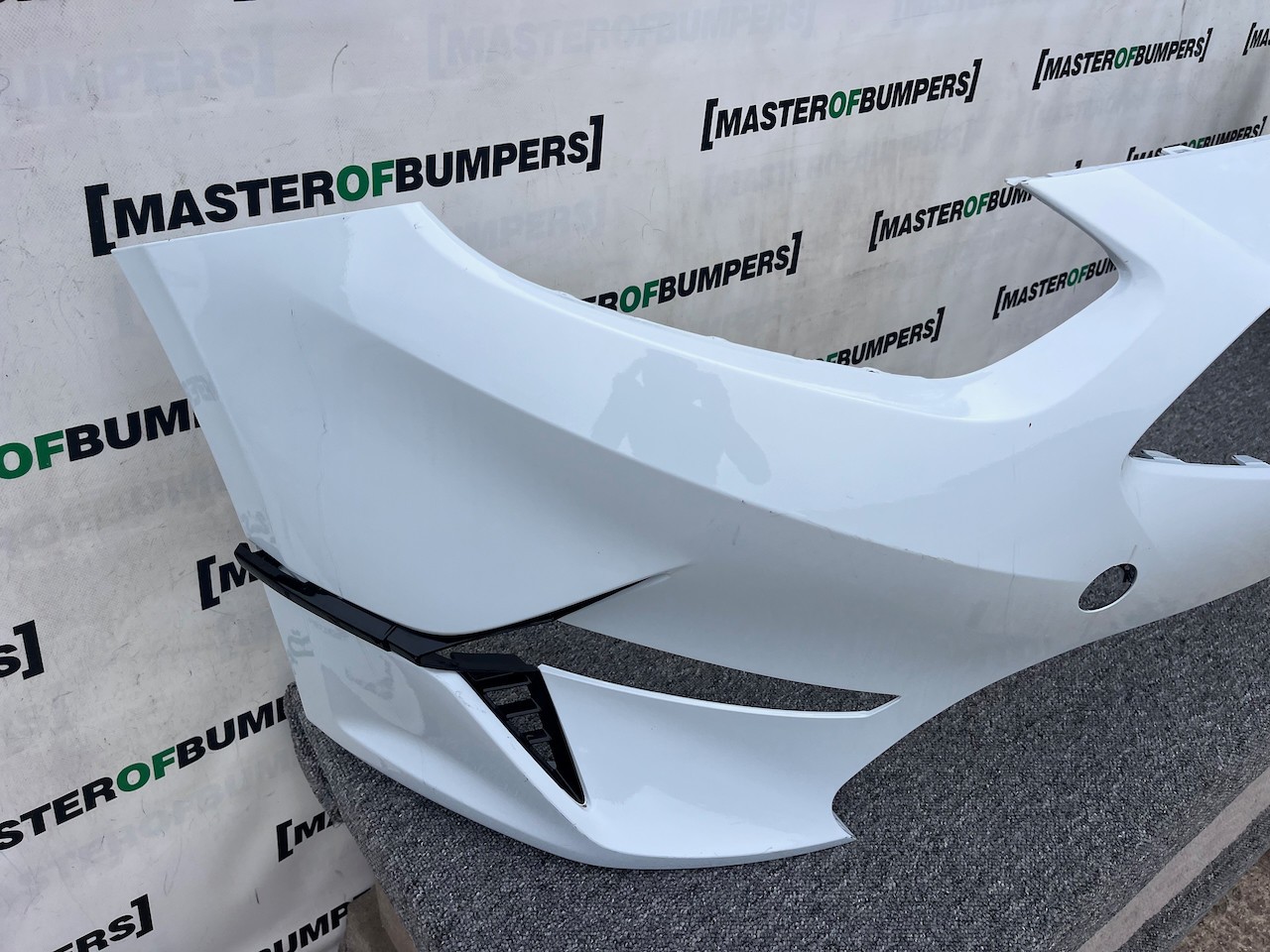 Kia Ceed Se Hatchback Sportwagon Mk3 Lift 2021-2025 Front Bumper Genuine [k487]