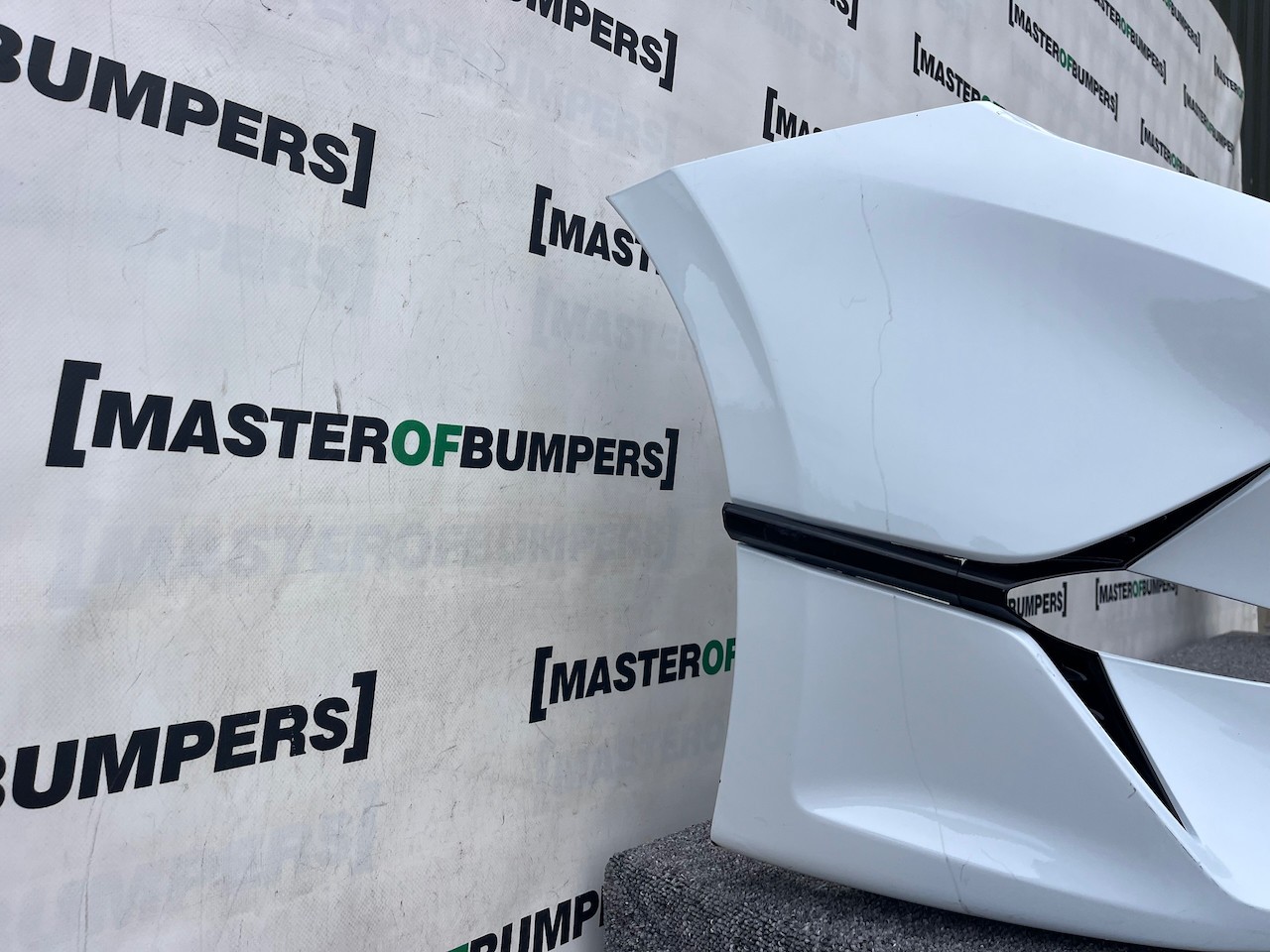 Kia Ceed Se Hatchback Sportwagon Mk3 Lift 2021-2025 Front Bumper Genuine [k487]