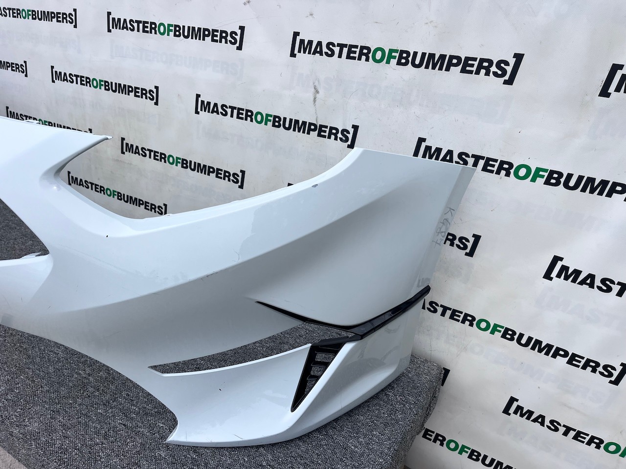 Kia Ceed Se Hatchback Sportwagon Mk3 Lift 2021-2025 Front Bumper Genuine [k487]