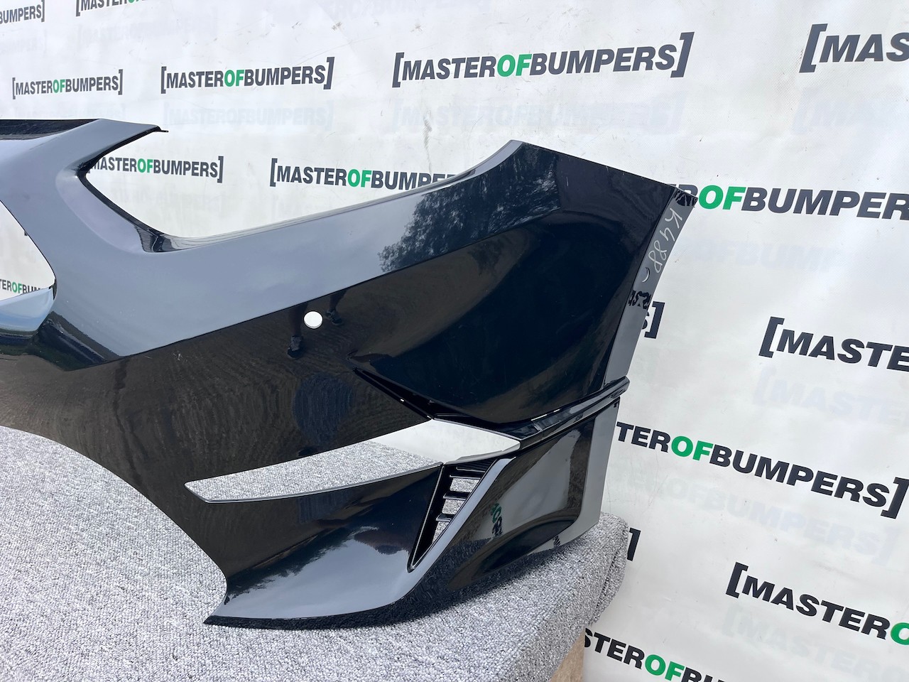 Kia Ceed Se Hatchback Sportwagon Mk3 Lift 2021-2025 Front Bumper Genuine [k488]