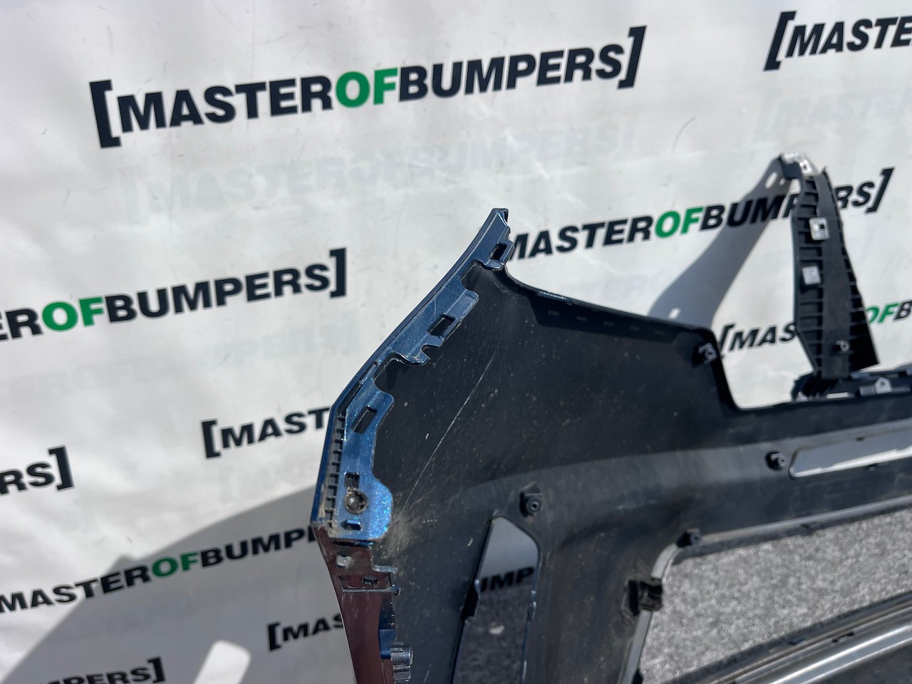 Kia Sorento Phev Hybrid Mk4 2020-2024 Front Bumper 4 Pdc Genuine [k493]