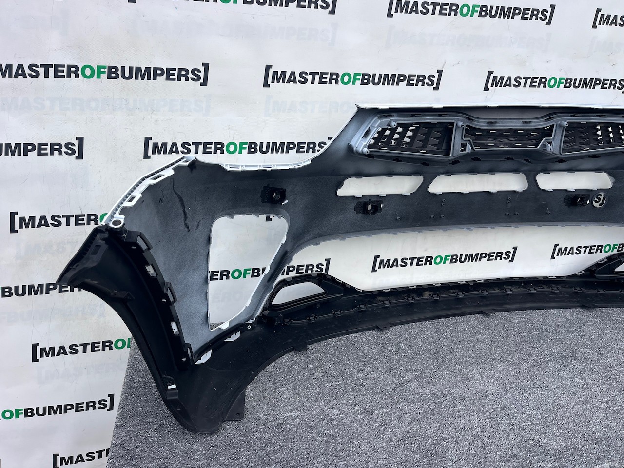 Kia Stonic Gt Line Mk1 Lif Hatchback 2021-2025 Front Bumper 4 Pdc Genuine [k499]