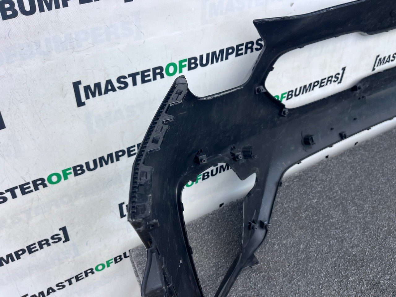 Kia E Niro Hybrid Plug In E-niro 2019-2022 Front Bumper 4 Pdc Genuine [k522]