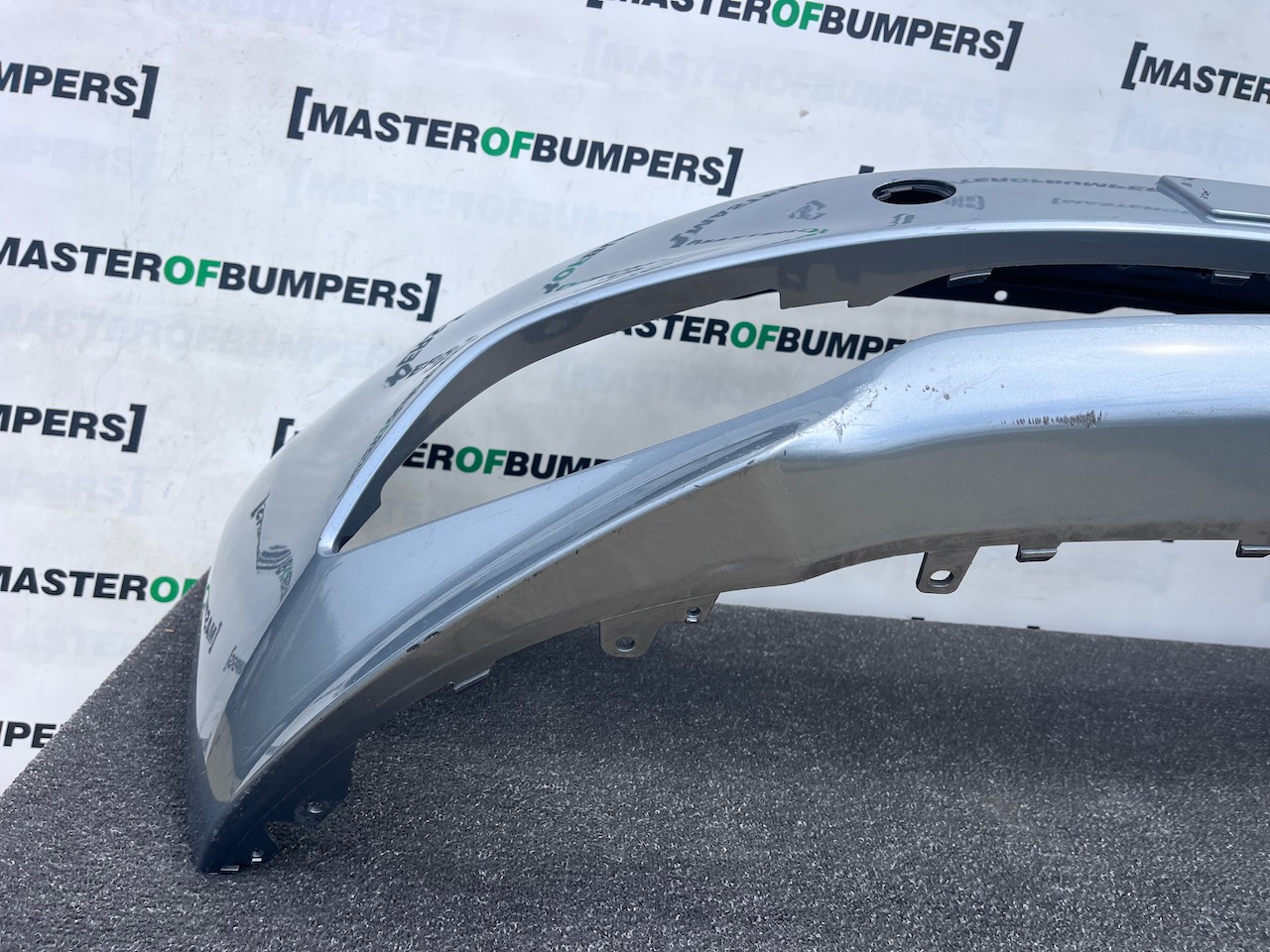Kia Venga Mk1 Lift Hatchback 5 Door 2015-2019 Front Bumper Genuine [k524]