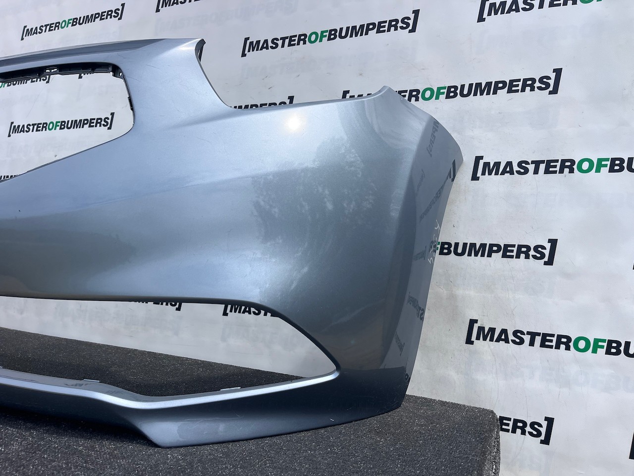 Kia Venga Mk1 Lift Hatchback 5 Door 2015-2019 Front Bumper Genuine [k524]