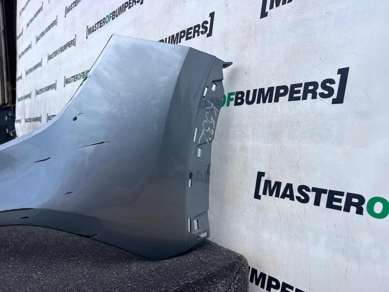 Kia Sportage Gt Line Hatchback 2022-2025 Front Bumper Pdc Genuine [k532]