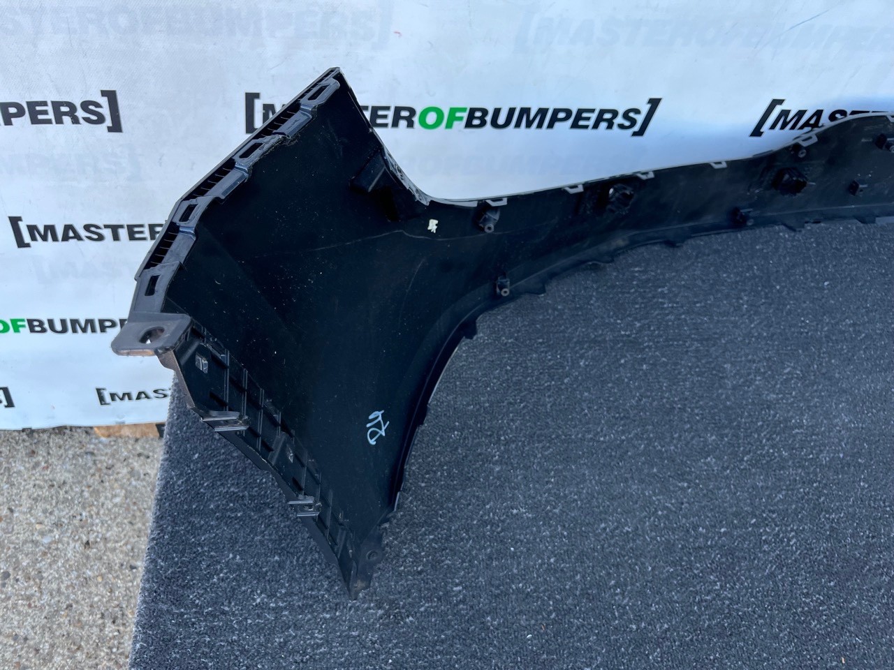 Kia Sportage Mk5 Pre-facelift 2021-2024 Front Bumper Middle Trim Genuine [k539]