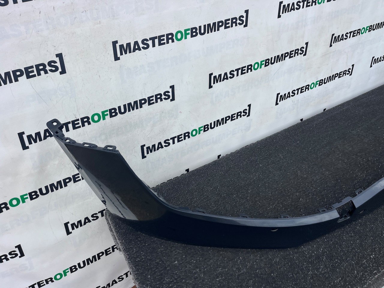 Kia Sportage Gt Line Hatchback 2022-2025 Front Bumper Pdc Genuine [k539]