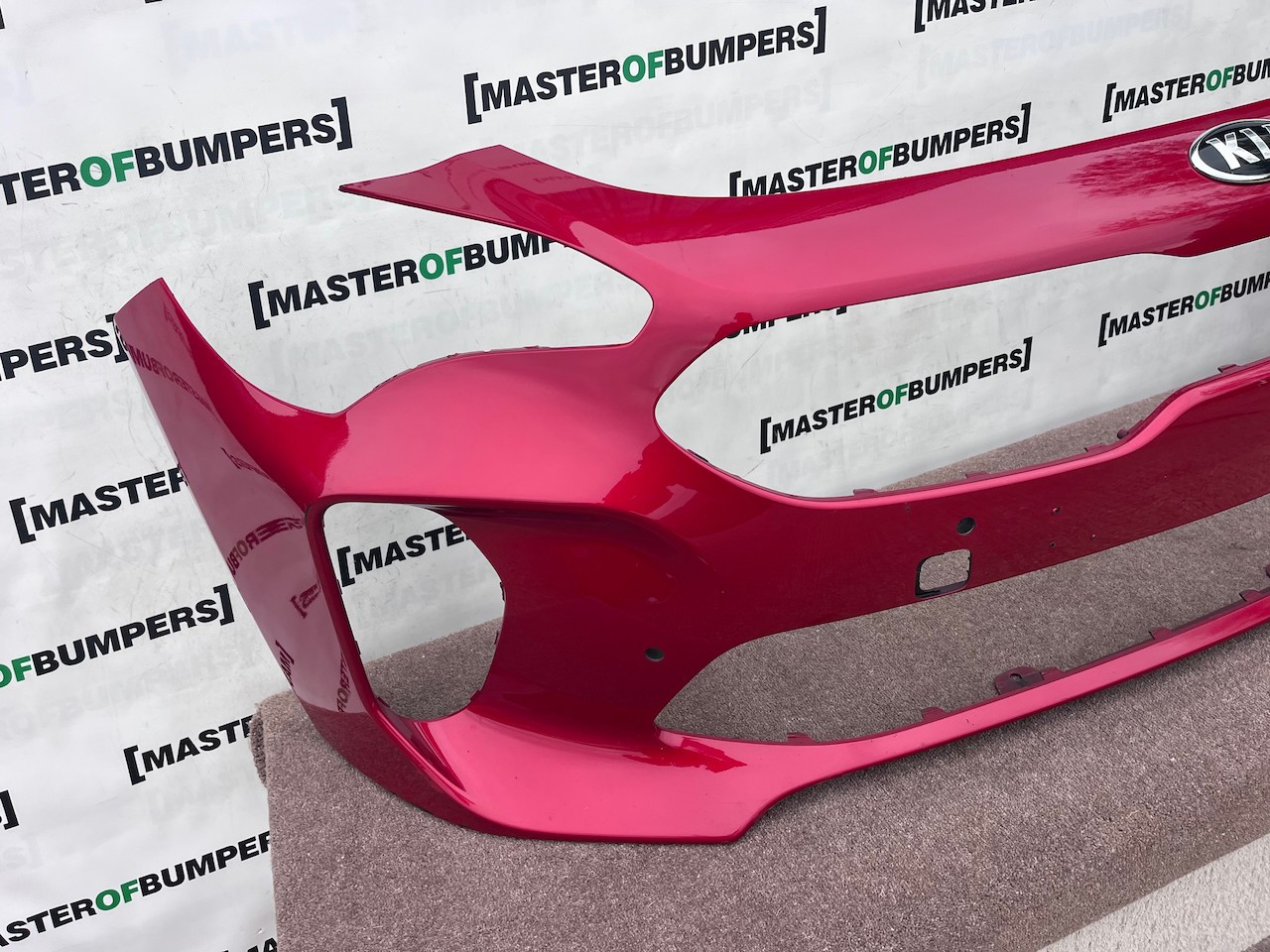 Kia Stinger Gt-line Sportback 2018-2021 Front Bumper Red 4 Pdc Genuine [k551]