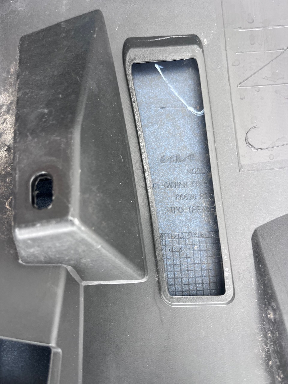 Kia Sportage Gt Line Gdi Hybrid 2022-2025 Rear Bumper Pdc Genuine [k549]
