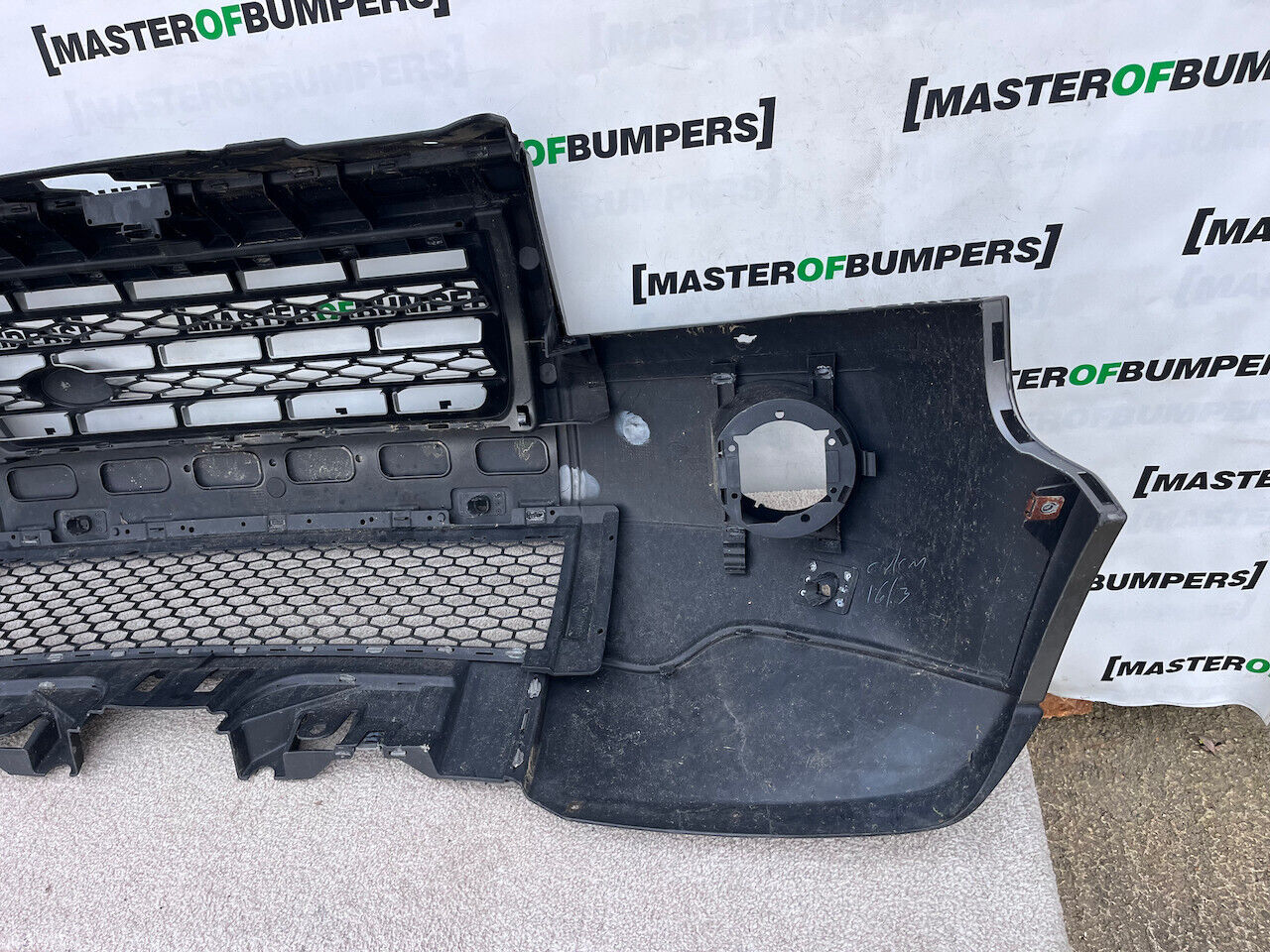 Land Rover Freelander 2 2006-2010 Front Bumper 4 Pdc + Jets Genuine [p214]