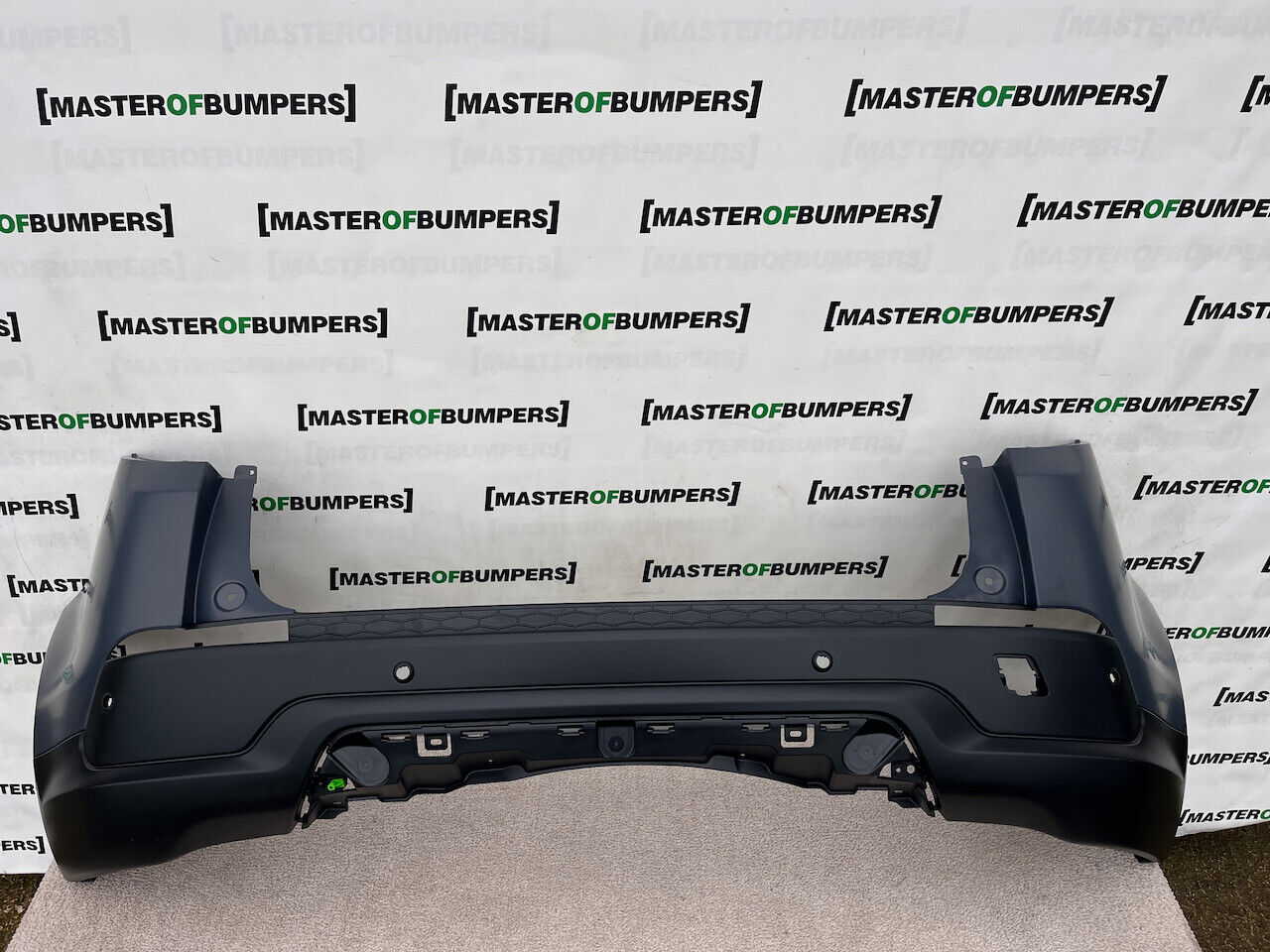 Land Rover Discovery Sport Se Hse 2015-2022 Rear Bumper 4 Pdc Genuine [p349]