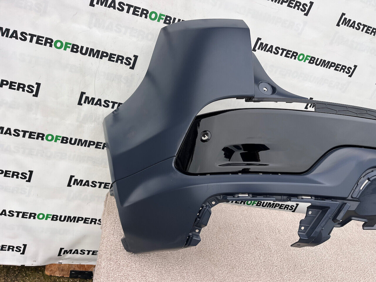 Land Rover Discovery Sport R Dynamic 2015-2022 Rear Bumper 4 Pdc Genuine [p348]