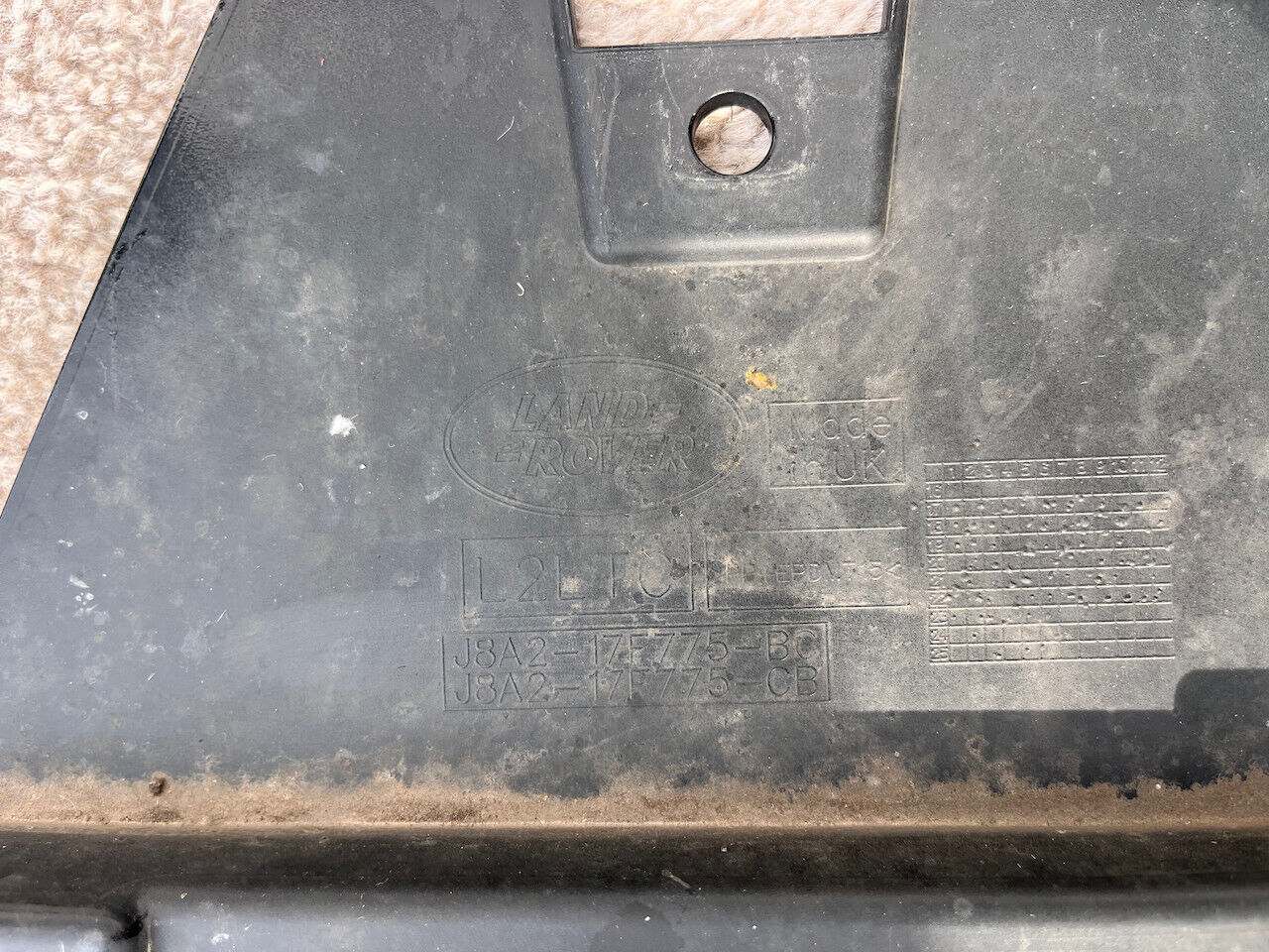 Range Rover Velar Dynamic Hse Suv 2019-2023 Front Bumper 4 Pdc Genuine [p408]