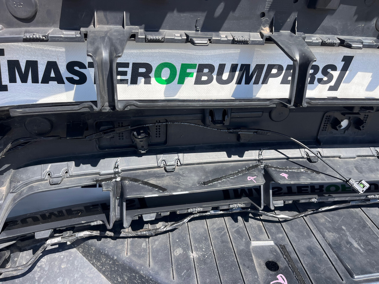 Land Rover Discovery R-dynamic Hse 2019-2022 Front Bumper 6 Pdc Genuine [p467]