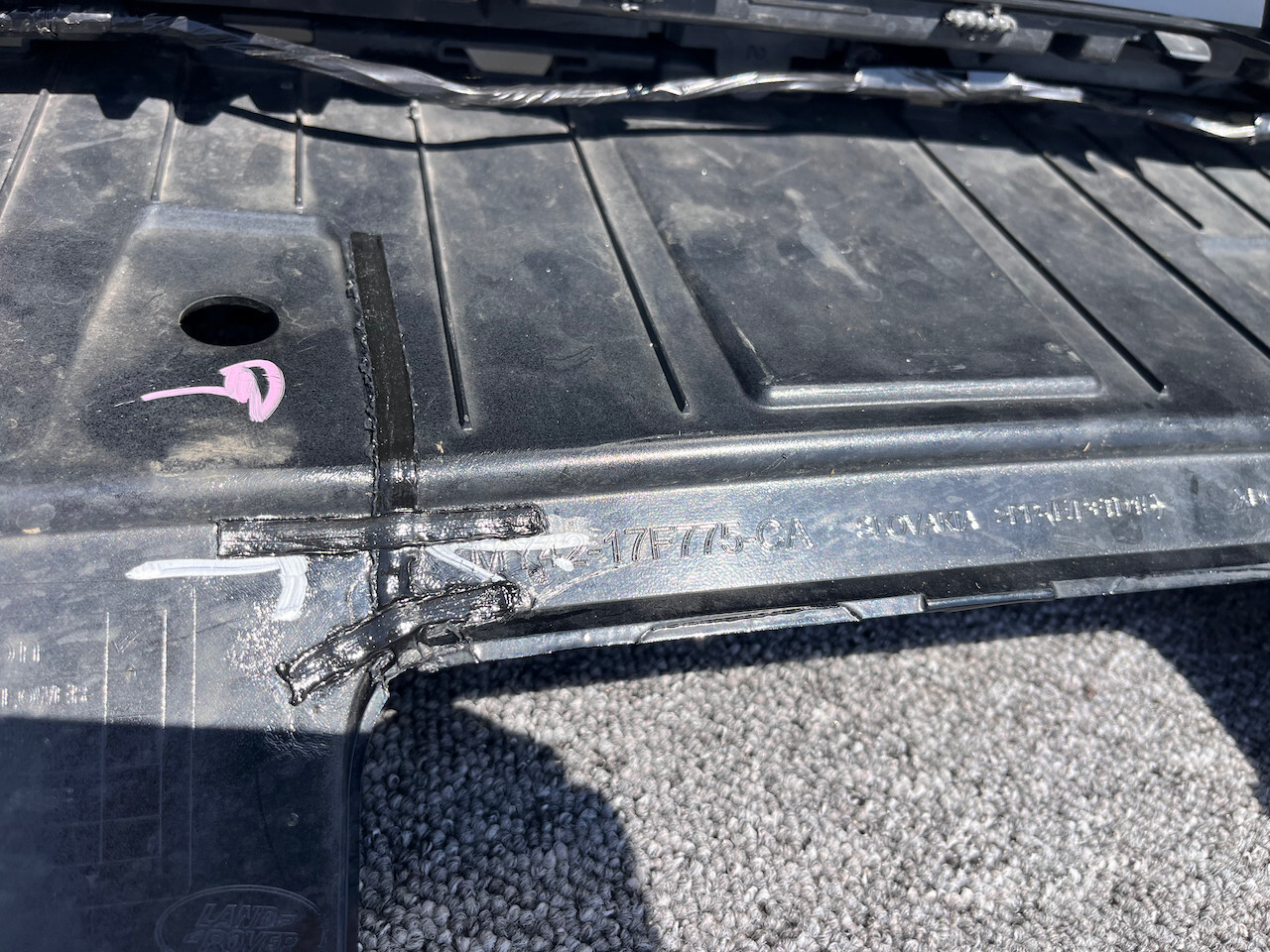 Land Rover Discovery R-dynamic Hse 2019-2022 Front Bumper 6 Pdc Genuine [p467]