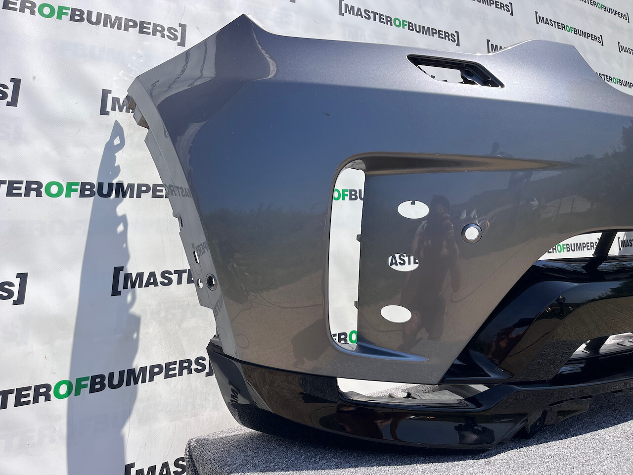 Land Rover Discovery R-dynamic Hse 2019-2022 Front Bumper 6 Pdc Genuine [p467]