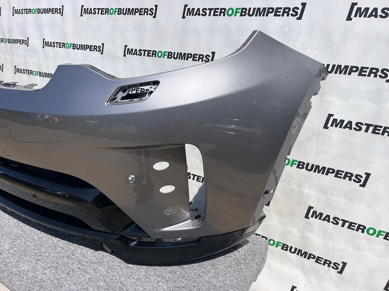 Land Rover Discovery R-dynamic Hse 2019-2022 Front Bumper 6 Pdc Genuine [p467]