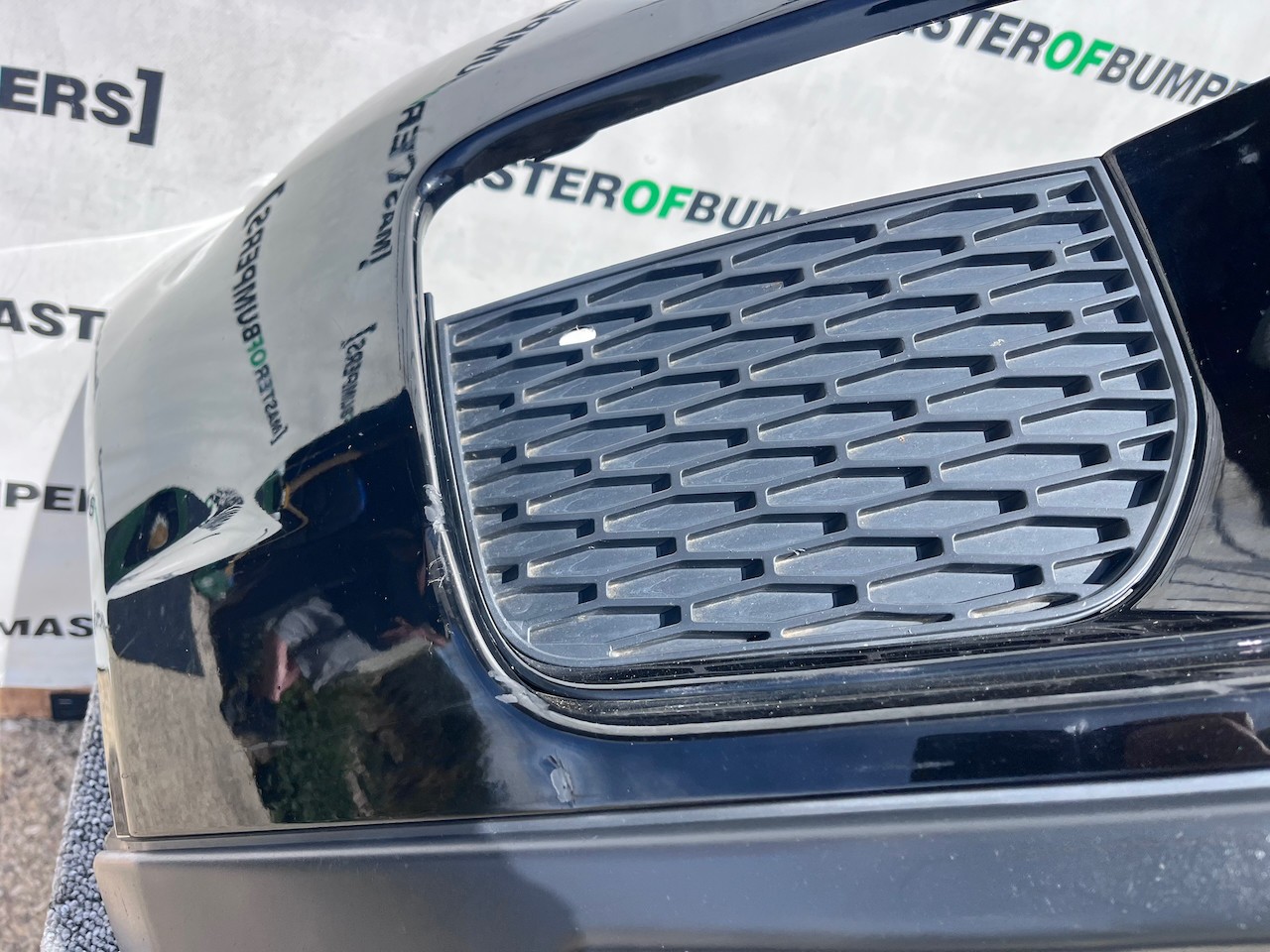 Land Rover Evoque Se Suv 2015-2018 Front Bumper No Pdc No Jets Genuine [p474]