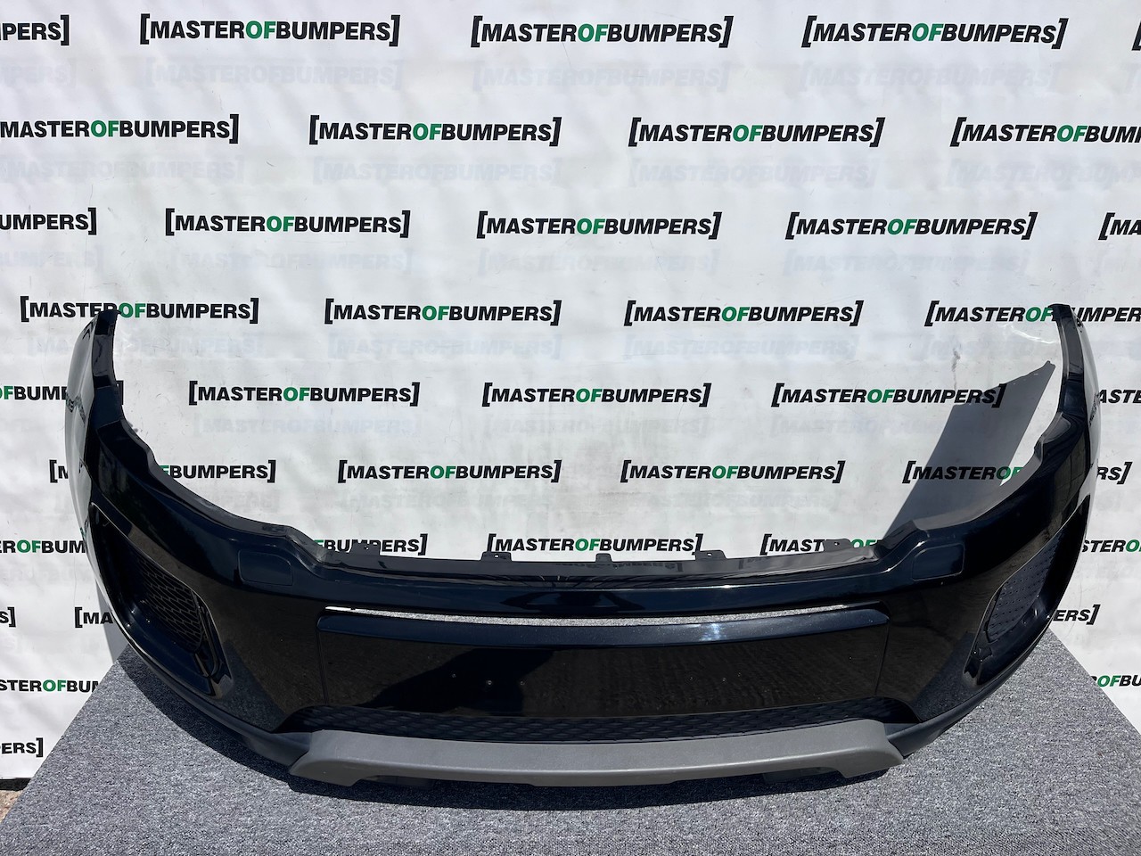 Land Rover Evoque Se Suv 2015-2018 Front Bumper No Pdc No Jets Genuine [p474]