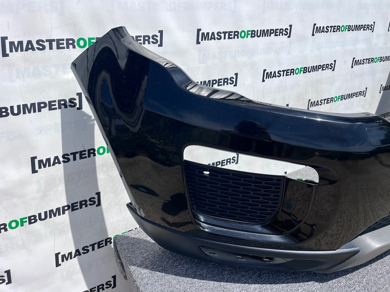 Land Rover Evoque Se Suv 2015-2018 Front Bumper No Pdc No Jets Genuine [p474]