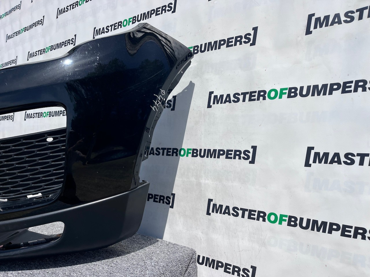 Land Rover Evoque Se Suv 2015-2018 Front Bumper No Pdc No Jets Genuine [p474]