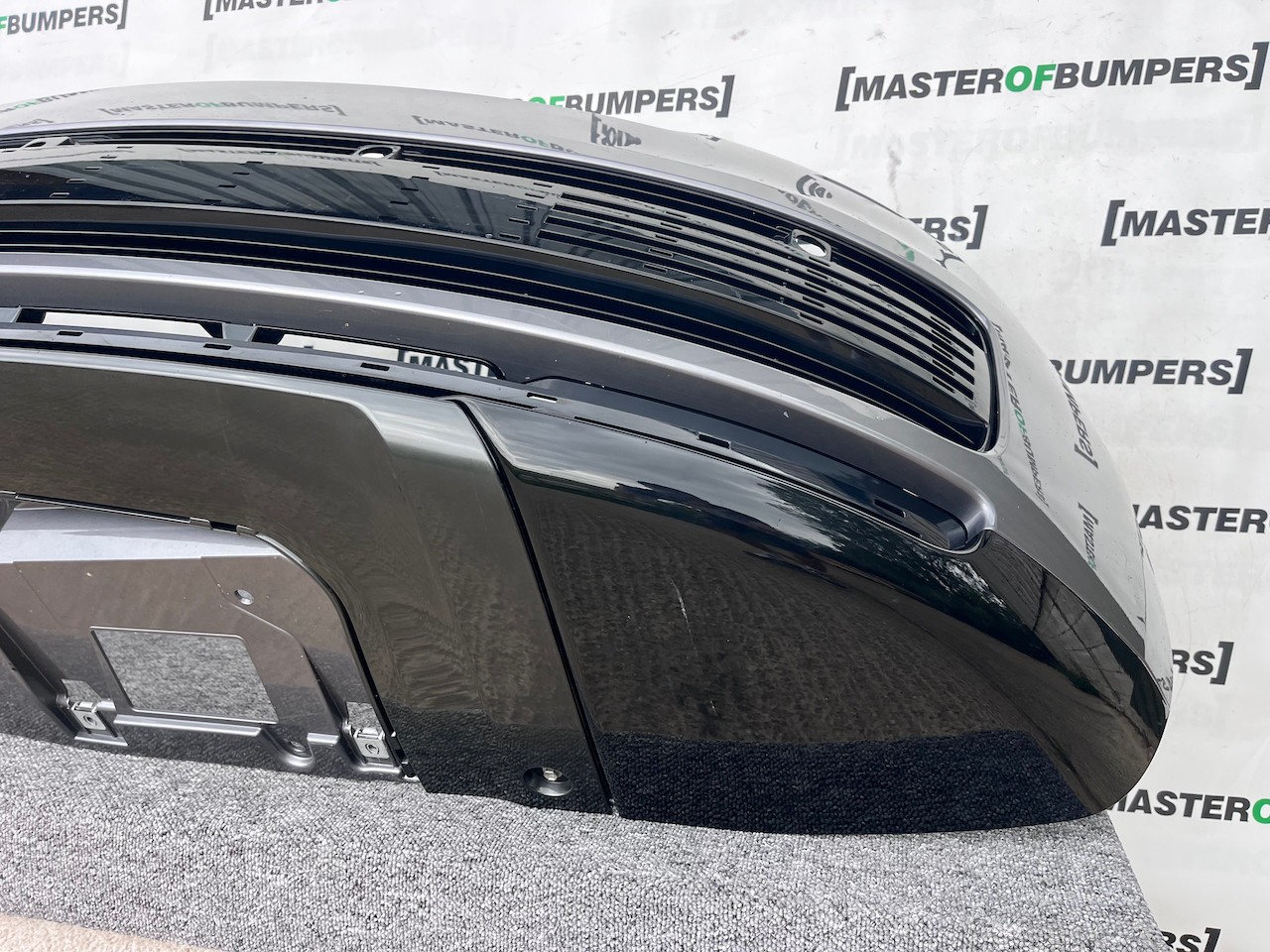 Range Rover Vouge Sv Autobiography 2021-2025 Front Bumper 6 Pdc Genuine [p486]