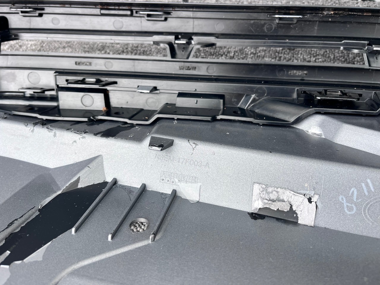 Range Rover Vouge Sv Autobiography 2021-2025 Front Bumper 6 Pdc Genuine [p486]