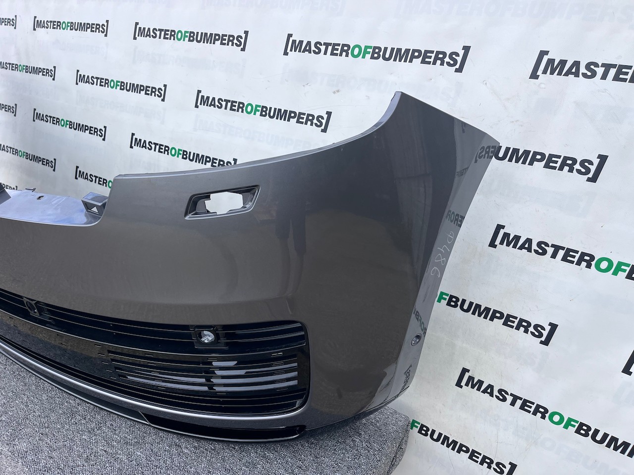 Range Rover Vouge Sv Autobiography 2021-2025 Front Bumper 6 Pdc Genuine [p486]