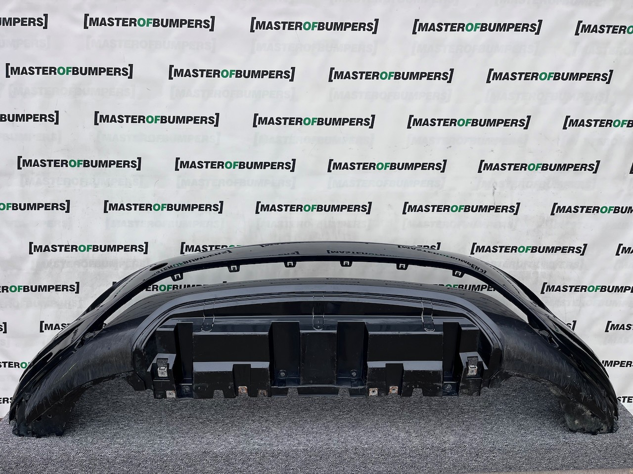 Range Rover Evoque R-dynamic Hse 2019-2024 Front Bumper 6 Pdc Genuine [p492]