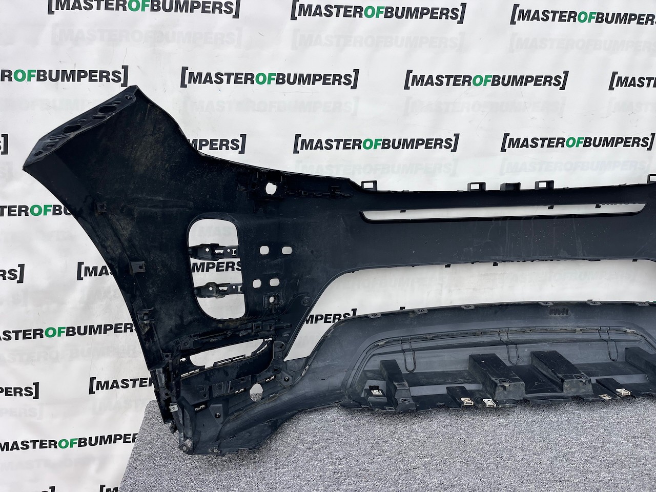 Range Rover Evoque R-dynamic Hse 2019-2024 Front Bumper 6 Pdc Genuine [p492]