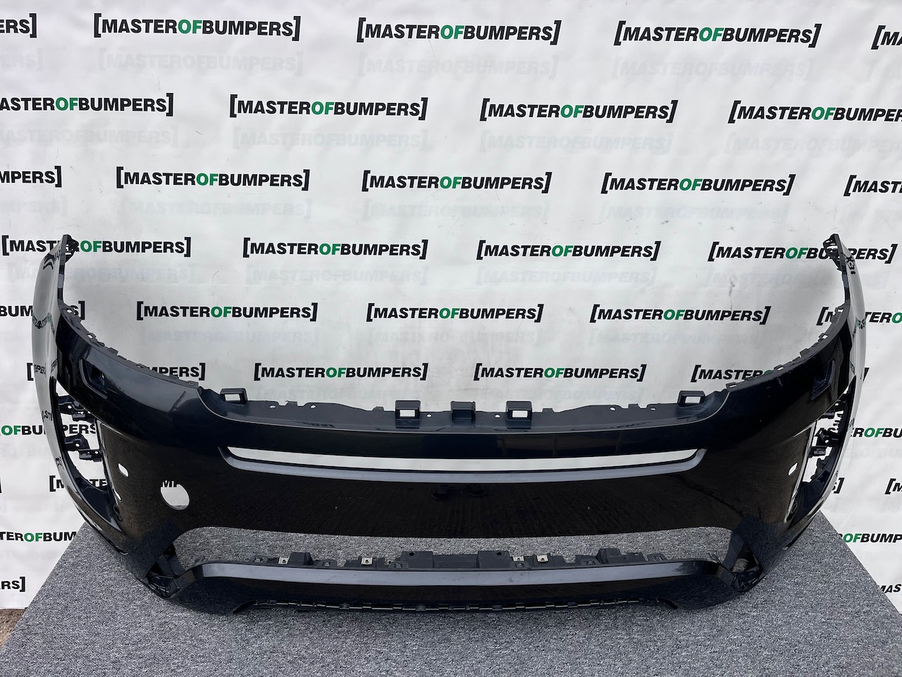 Range Rover Evoque R-dynamic Hse 2019-2024 Front Bumper 6 Pdc Genuine [p492]