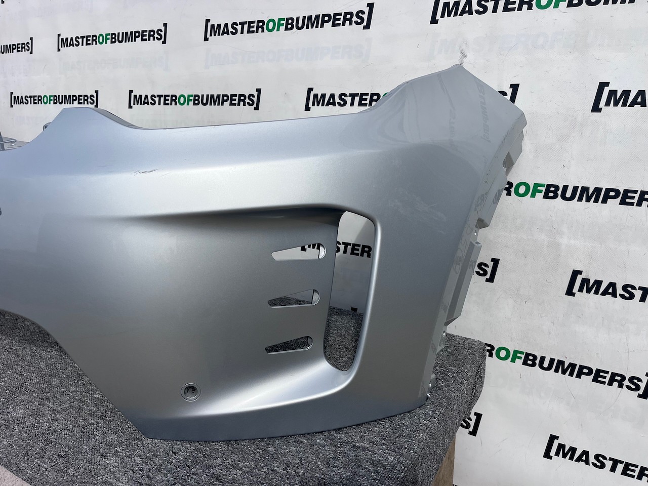 Land Rover Discovery Sport Dynamic Hse 2023-on Front Bumper Genuine [p509]