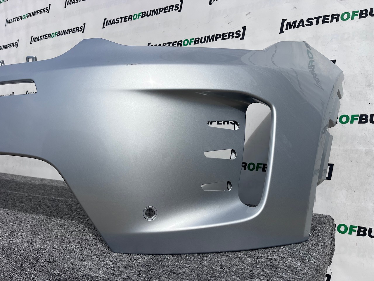 Land Rover Discovery Sport Dynamic Hse 2023-on Front Bumper Genuine [p509]