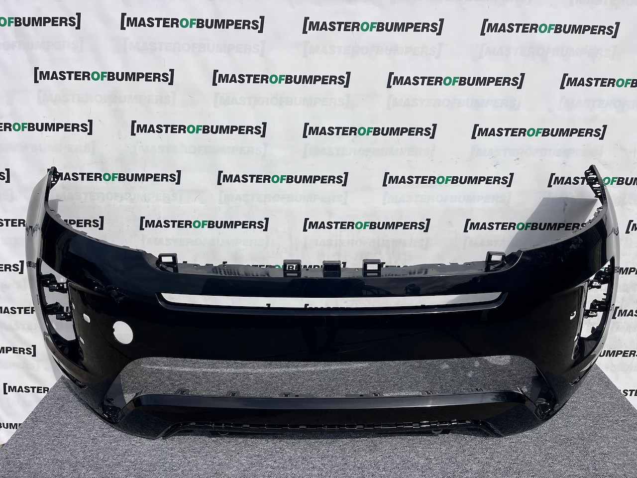 Range Rover Evoque R-dynamic Hse 2019-2024 Front Bumper 6 Pdc Genuine [p510]