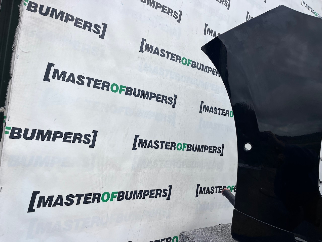 Range Rover Sport L461 Suv 2022-2025 Front Bumper 6 Pdc + Jets Genuine [p522]