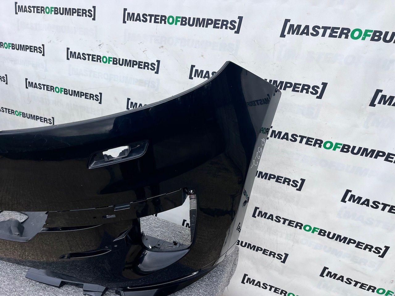 Range Rover Sport L461 Suv 2022-2025 Front Bumper 6 Pdc + Jets Genuine [p522]