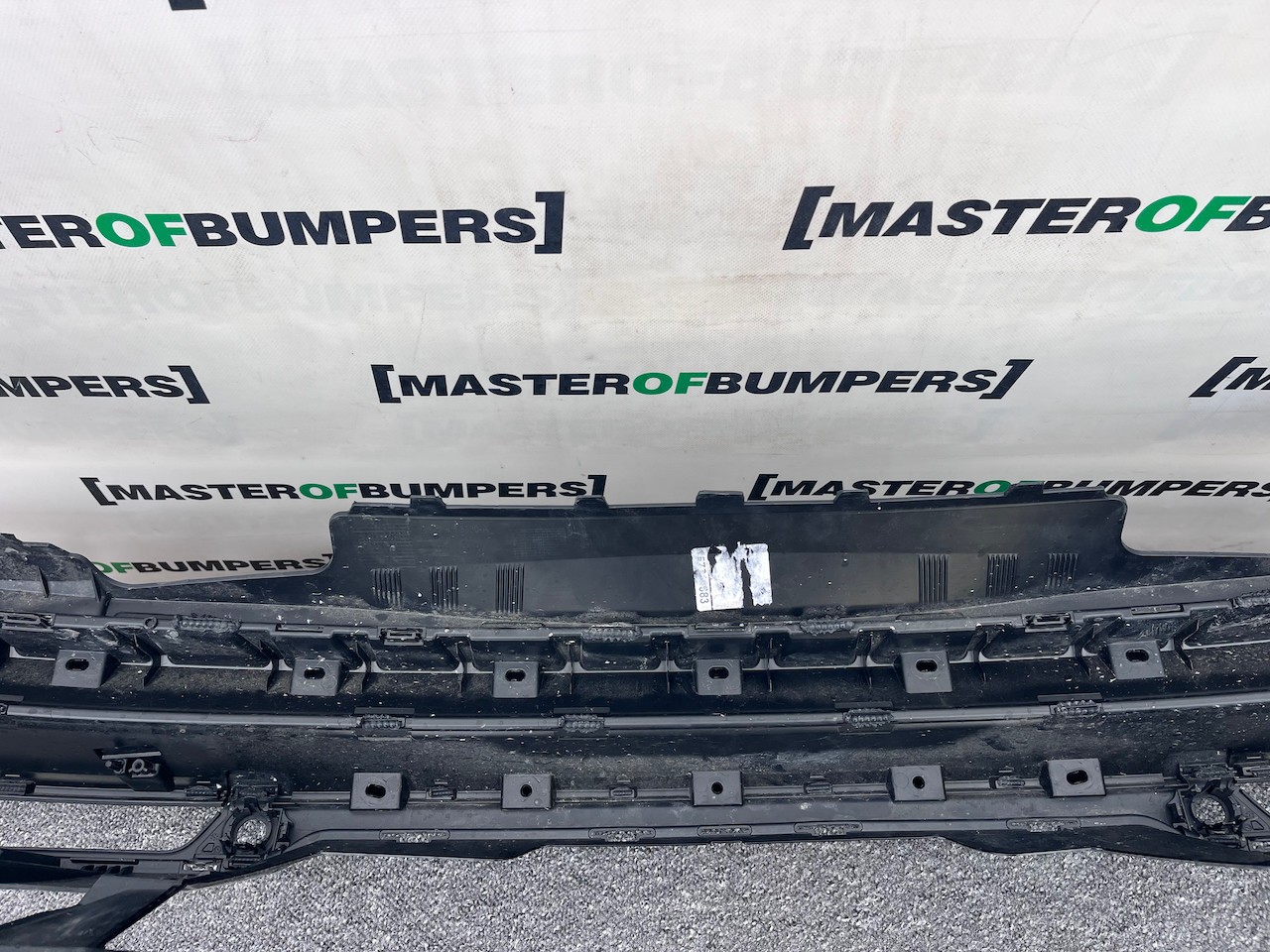 Range Rover Vouge Mhev Suv 2022-2026 Rear Bumper 6 Pdc Genuine [p565]