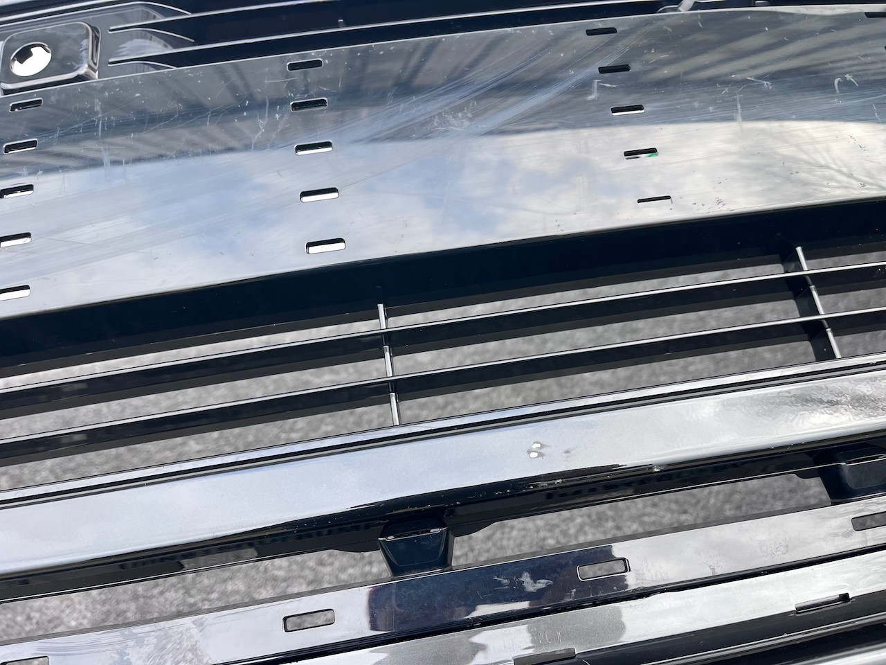 Range Rover Vouge Sv Autobiography 2021-2025 Front Bumper 6 Pdc Genuine [p596]