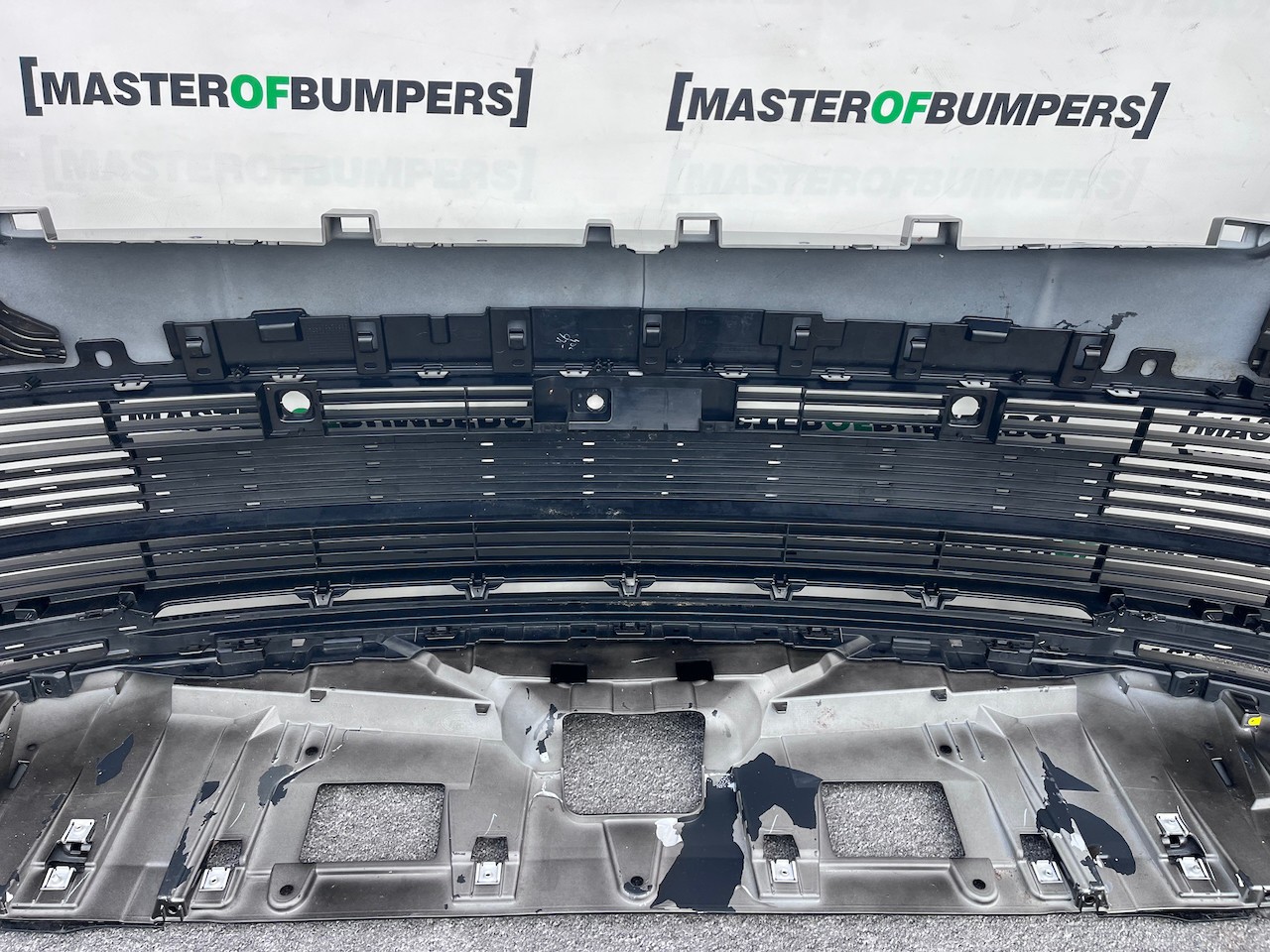 Range Rover Vouge Sv Autobiography 2021-2025 Front Bumper 6 Pdc Genuine [p596]