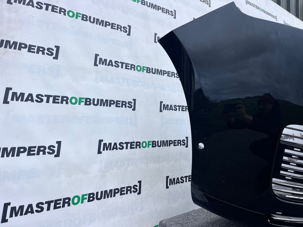 Range Rover Vouge Sv Autobiography 2021-2025 Front Bumper 6 Pdc Genuine [p596]